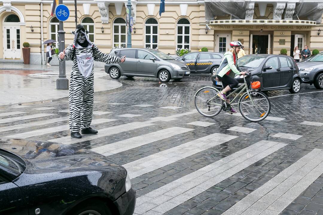 Šmaikštus policijos reidas dviratininkams