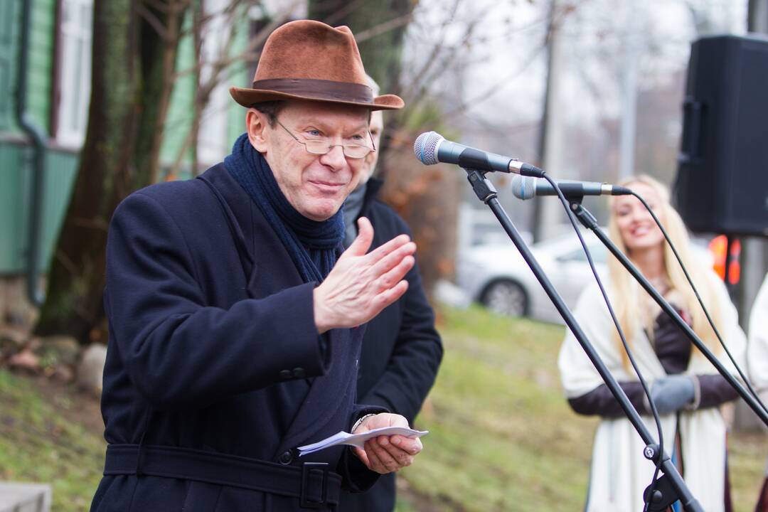 Vilniuje atidengta lentelė latvių kalba