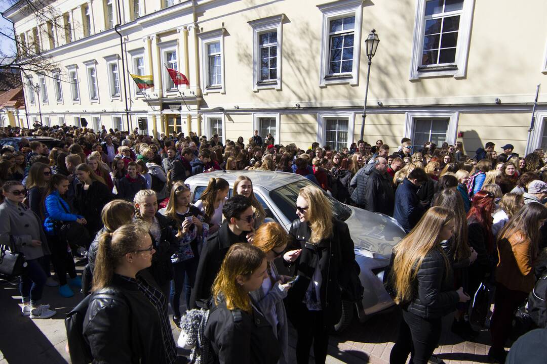 Protestas prieš mokslo metų ilginimą