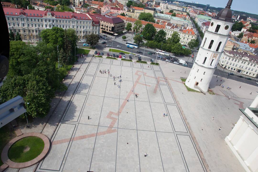 Katedros aikštėje jau veikia Dangaus restoranas