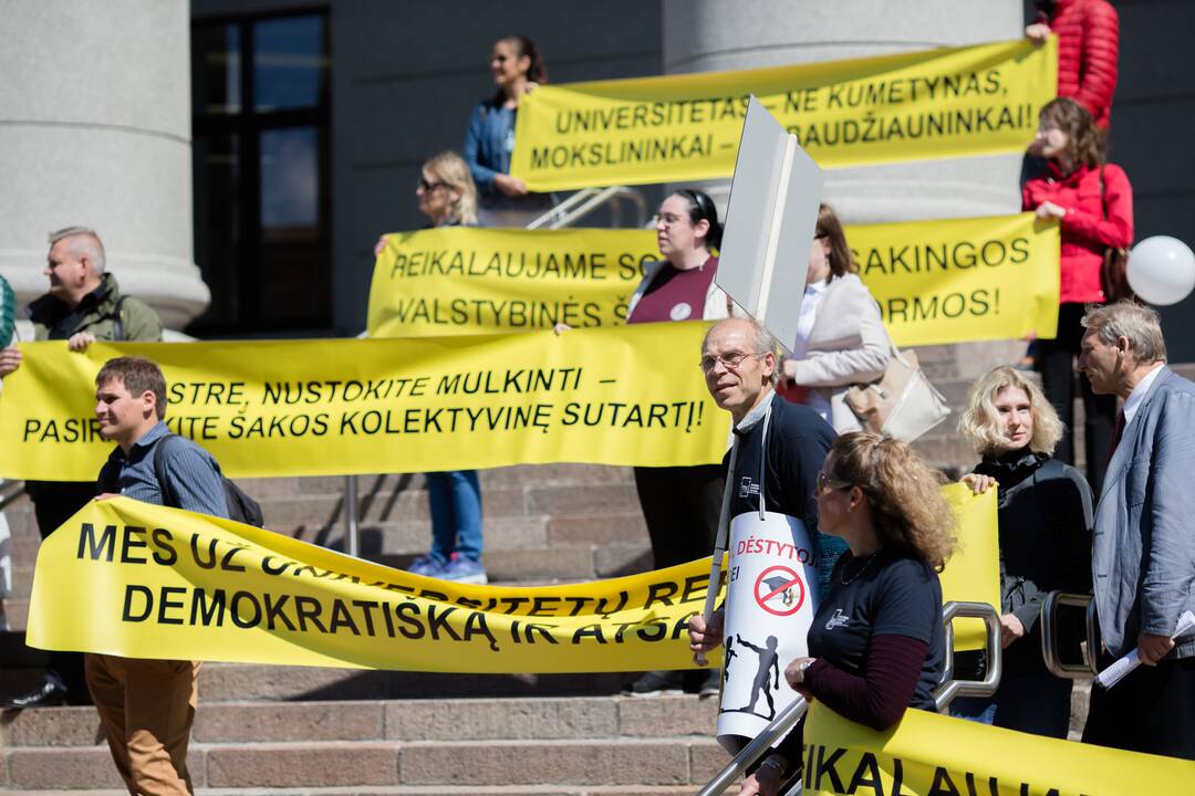 Mitingas dėl universitetų reformos