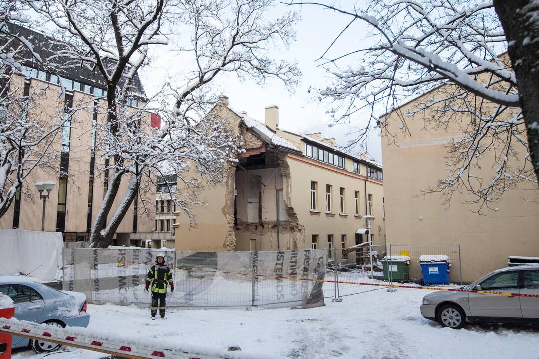 Vilniaus centre įgriuvo pastatas