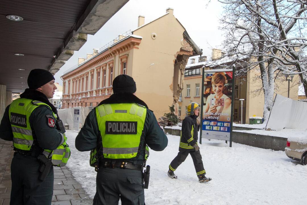 Vilniaus centre įgriuvo pastatas