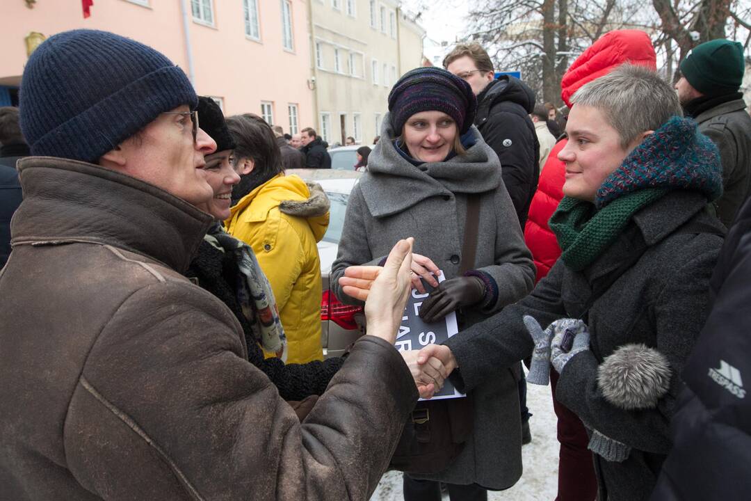 Žurnalistai ir politikai išreiškė solidarumą su prancūzų tauta