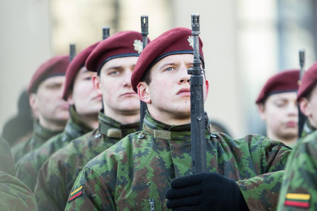 Lietuvoje minimas savanorių pajėgų 25-metis