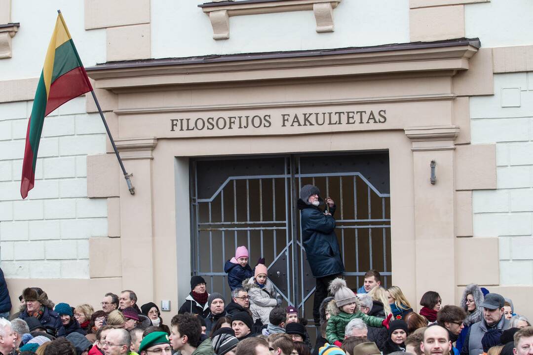 Valstybės atkūrimo dieną šventė daugybė žmonių