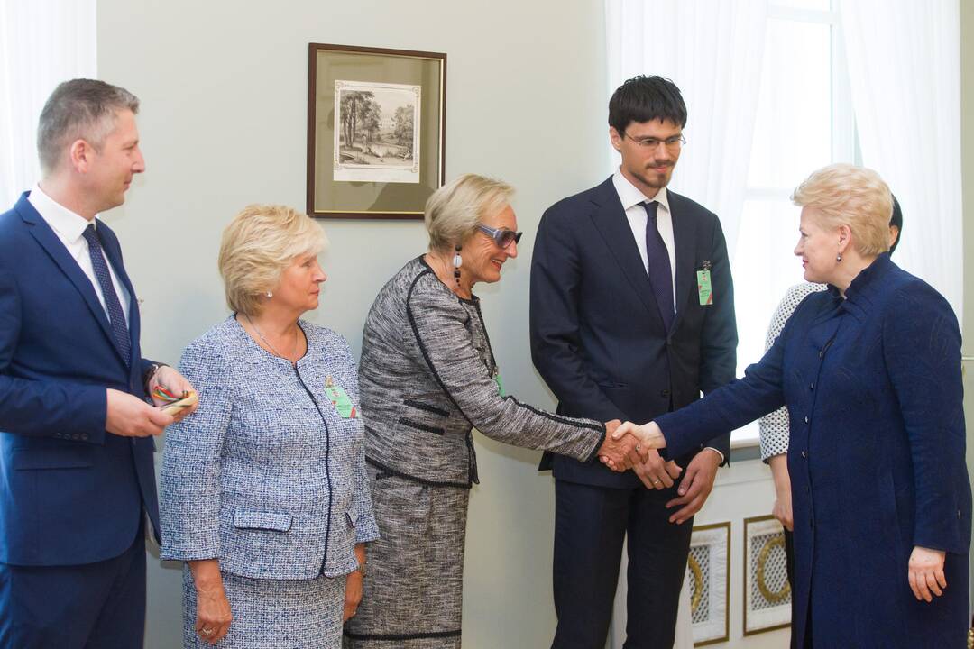 Prezidentė susitiko su Pasaulio lietuvių bendruomenės atstovais