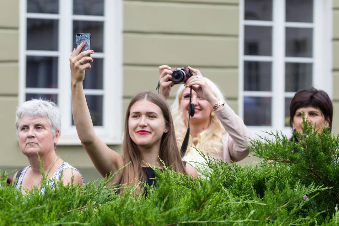 Kariūnams suteiktas leitenanto laipsnis