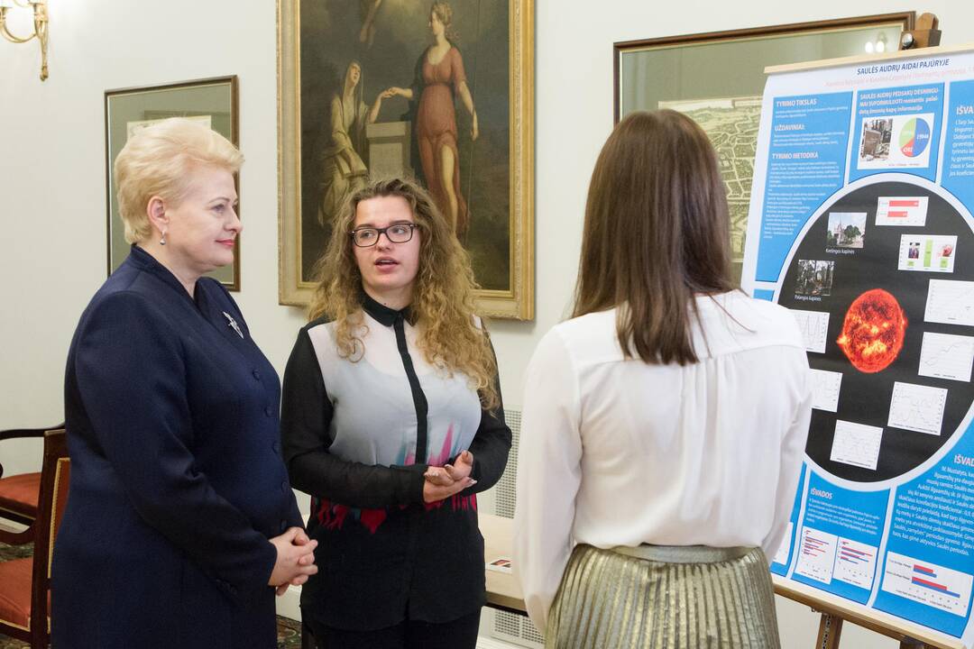 Geriausių mokslinių disertacijų laureatų apdovanojimai