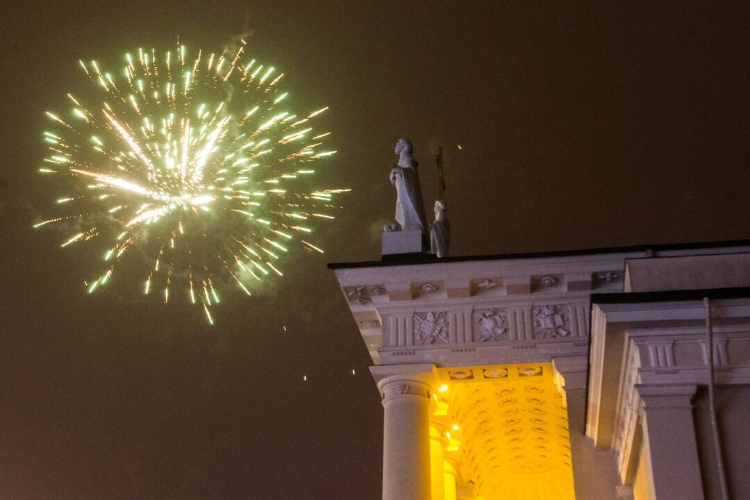 Vilnius pasitiko 2017-uosius