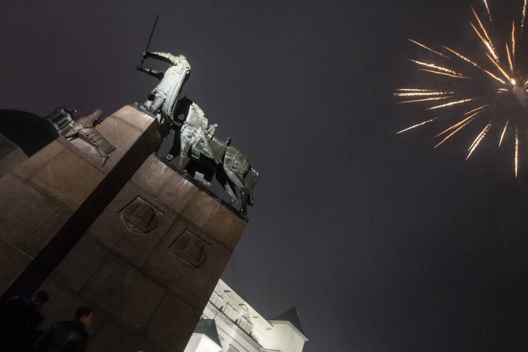 Vilnius pasitiko 2017-uosius