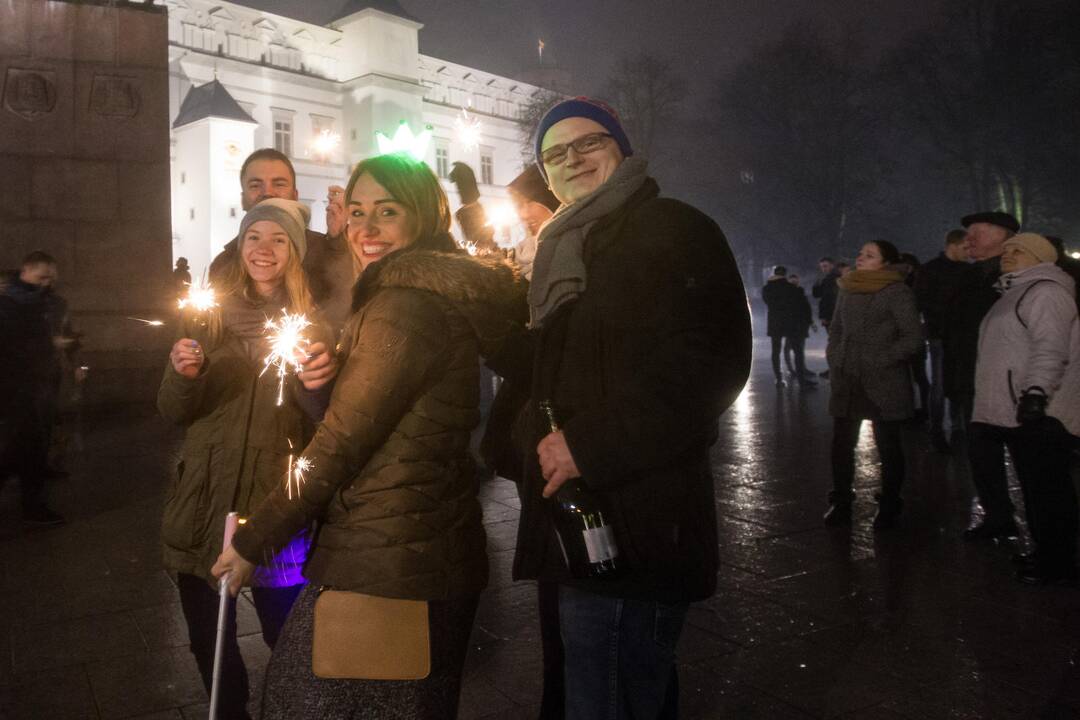 Vilnius pasitiko 2017-uosius