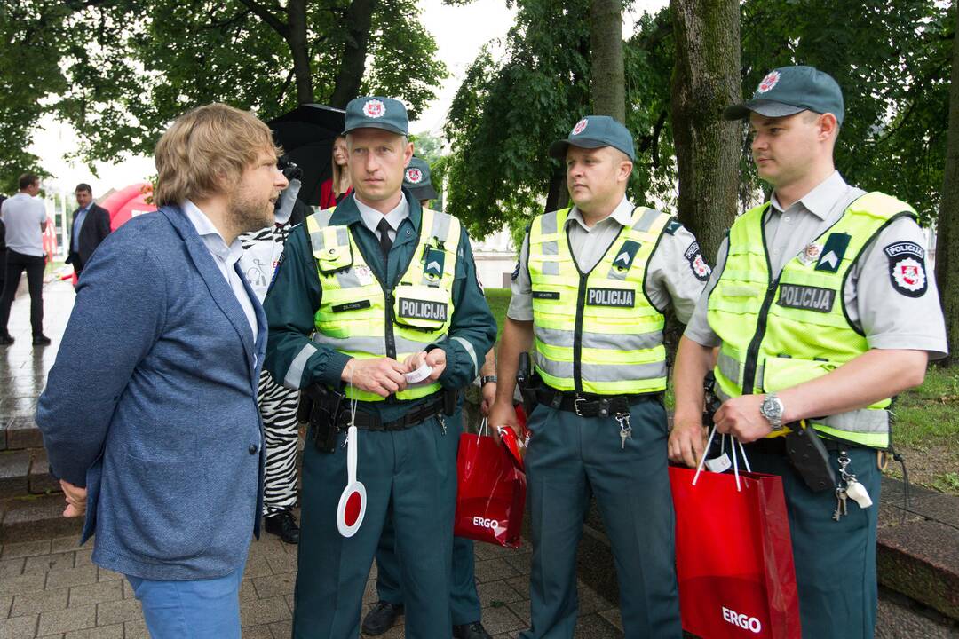 Šmaikštus policijos reidas dviratininkams