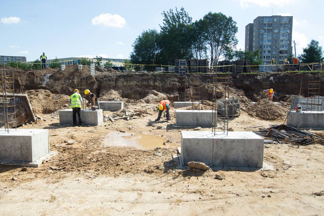 Prasidėjo Fabijoniškių baseino statybos