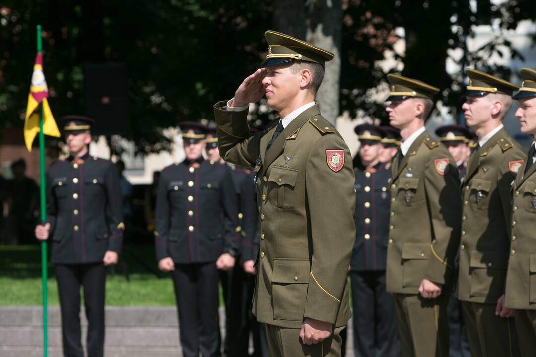 Karo akademijos absolventų priesaika