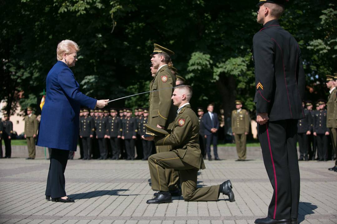 Karo akademijos absolventų priesaika