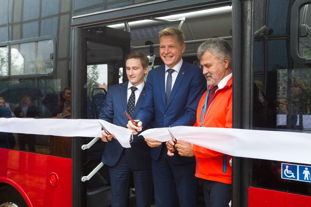 Į Vilniaus gatves išvažiuoja nauji autobusai