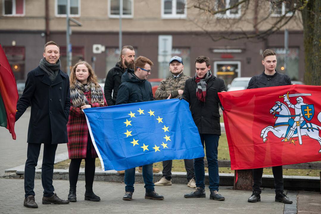 Protestas dėl M. Basčio mandato išsaugojimo