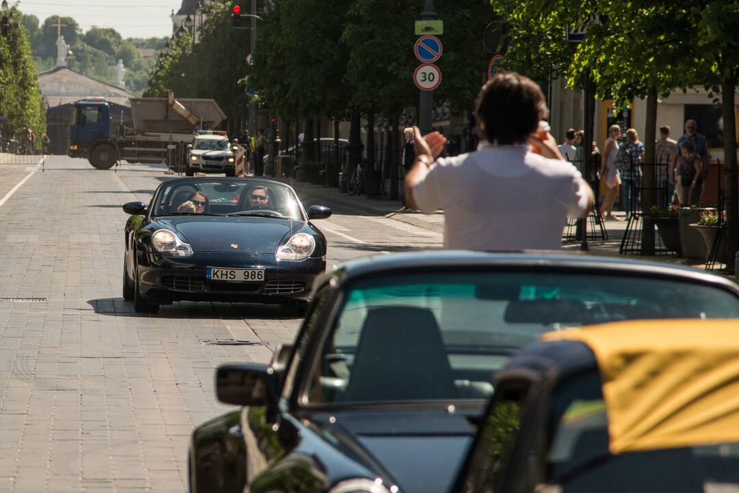 Vilniuje rinkosi „Porsche“ gerbėjai