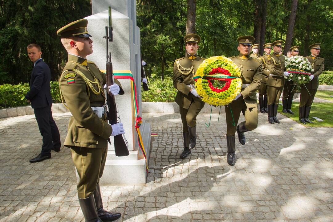 Monumentas žuvusiesiems už Lietuvos laisvę