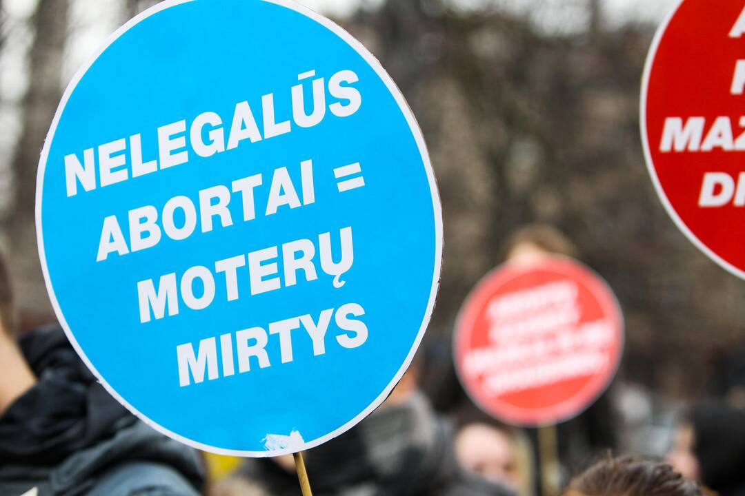 Mitingas prieš abortų draudimą