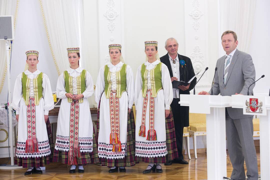 D. Grybauskaitė paskelbė Dainų šventės pradžią