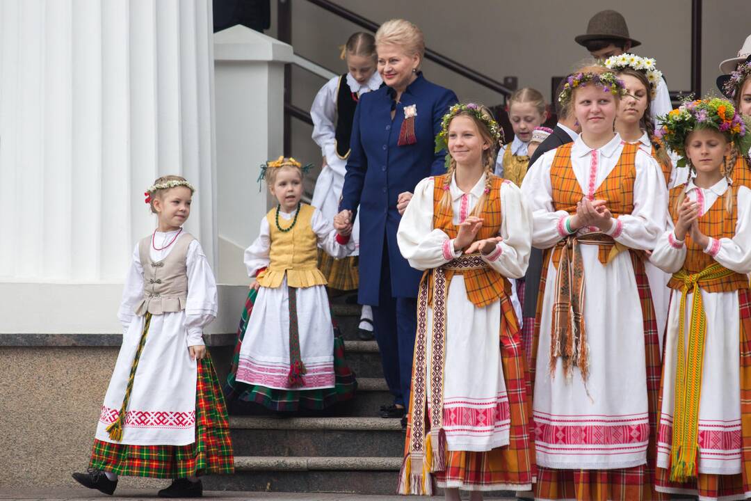 D. Grybauskaitė paskelbė Dainų šventės pradžią