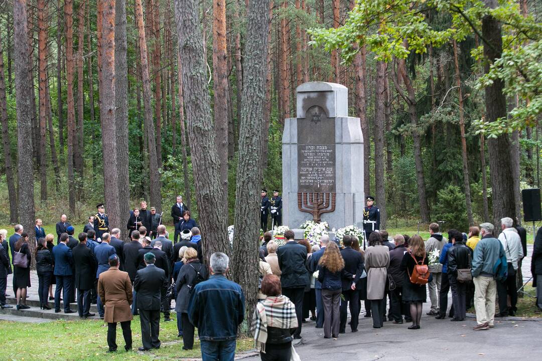 Paneriuose pagerbtos žydų genocido aukos