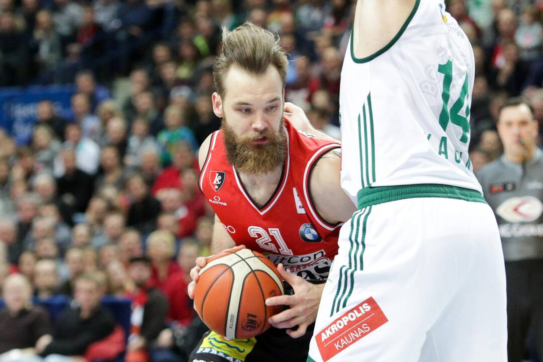 LKL: „Žalgiris“ Vilniuje įveikė „Lietuvos rytą“