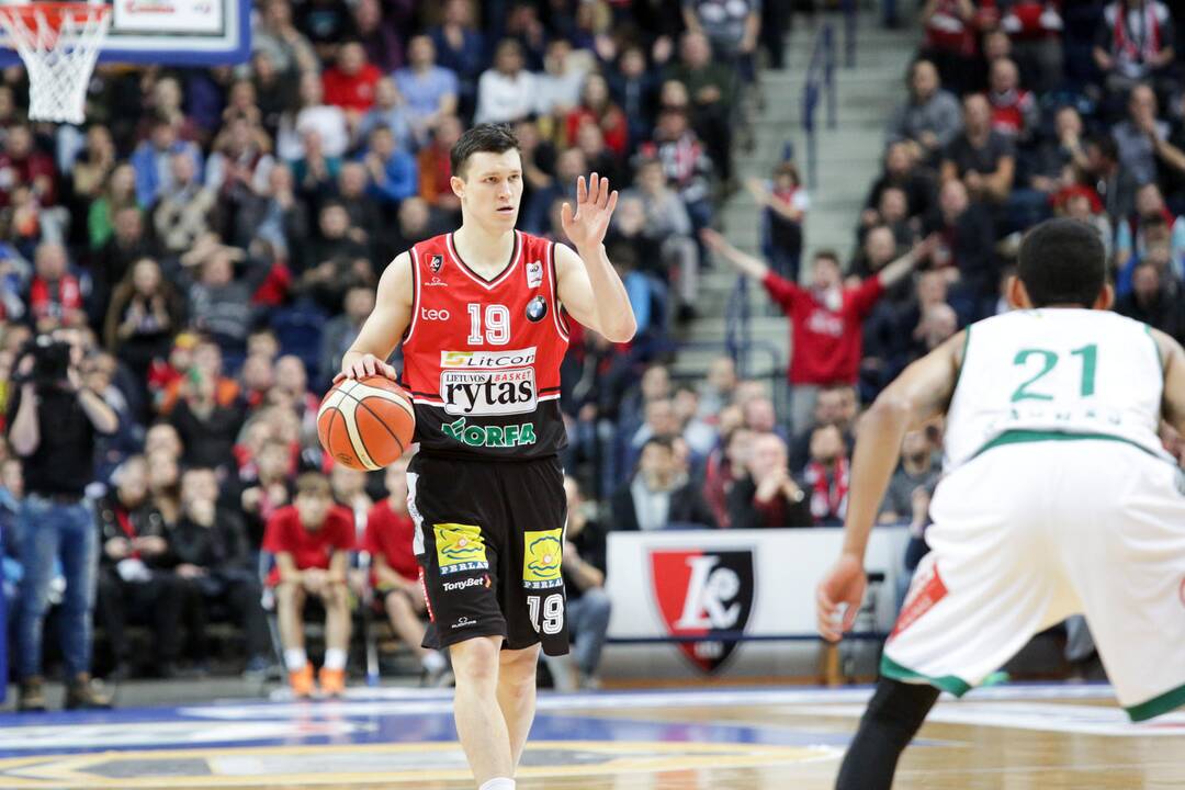 LKL: „Žalgiris“ Vilniuje įveikė „Lietuvos rytą“