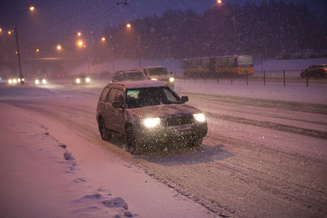 Vilniuje gausiai pasnigo