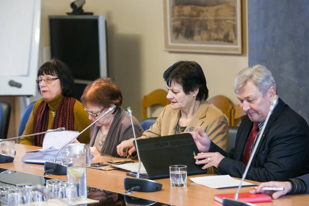 Premjeras susitiko su streikui besiruošiančių mokytojų atstovais