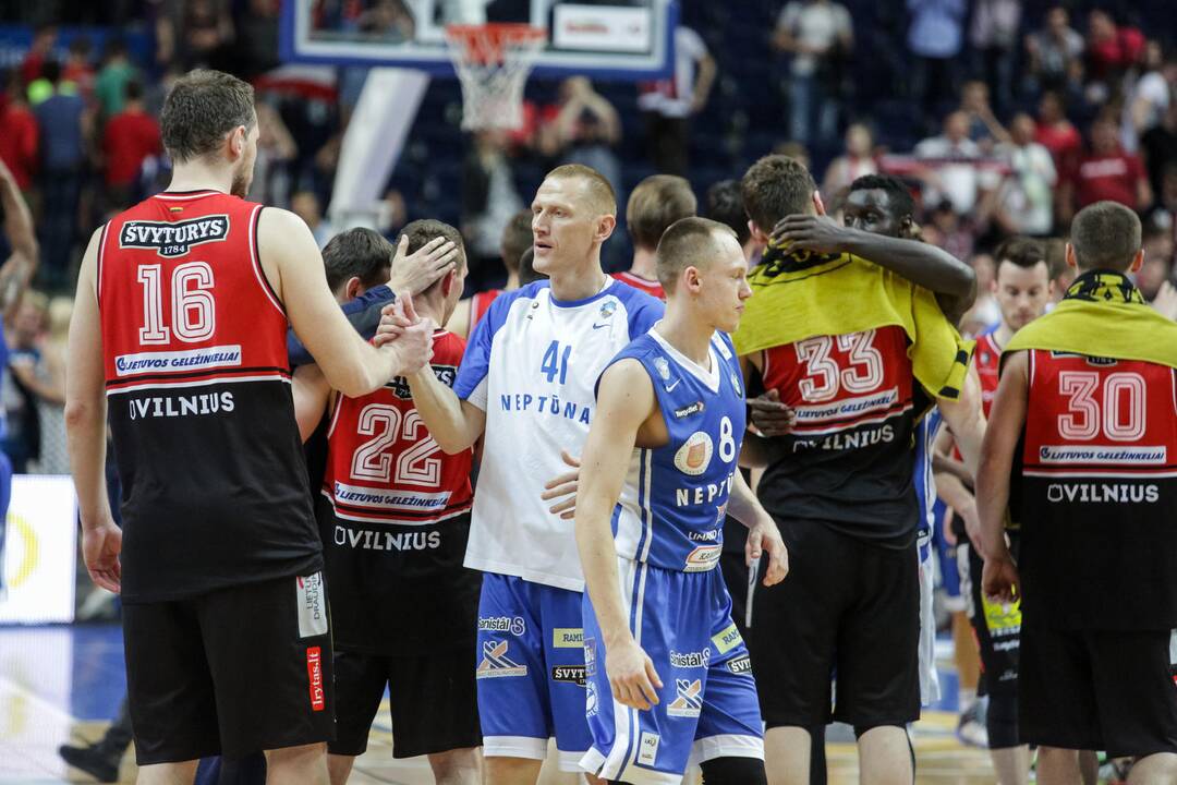 LKL pusfinalis: „Lietuvos rytas“ – „Neptūnas“ 72:73