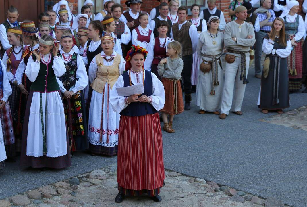 Raudondvario parke – folkloro fiesta