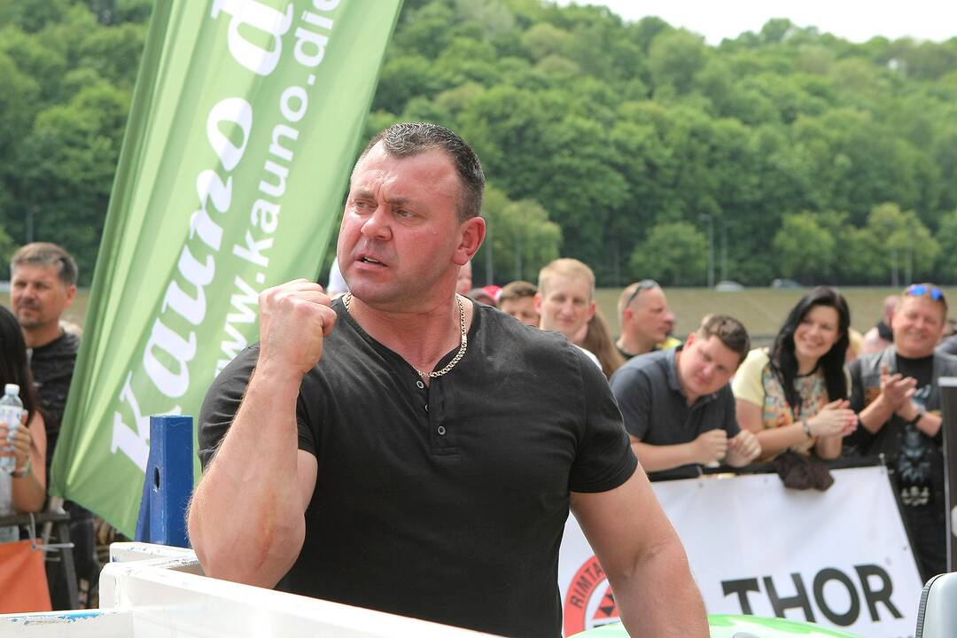 Pasaulio svorių kėlimo į viršų čempionatas