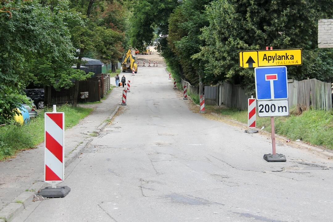 Į ligoninę vedanti gatvė sulaukė remonto