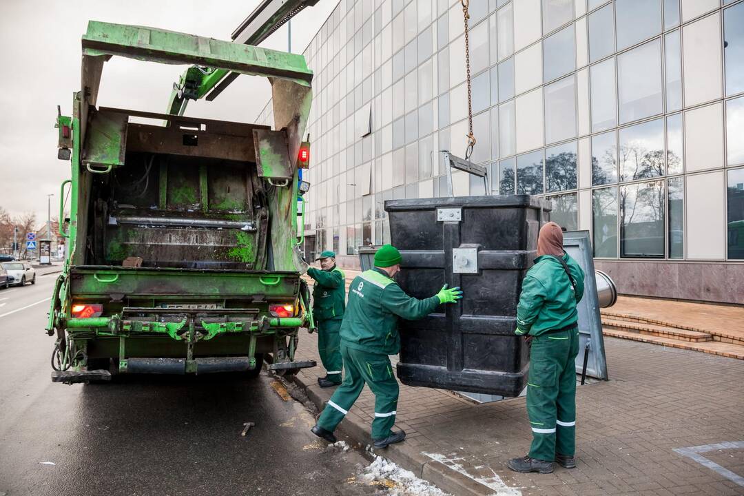 Ragina vilniečius pasitikrinti, ar nepermoka už atliekų tvarkymą