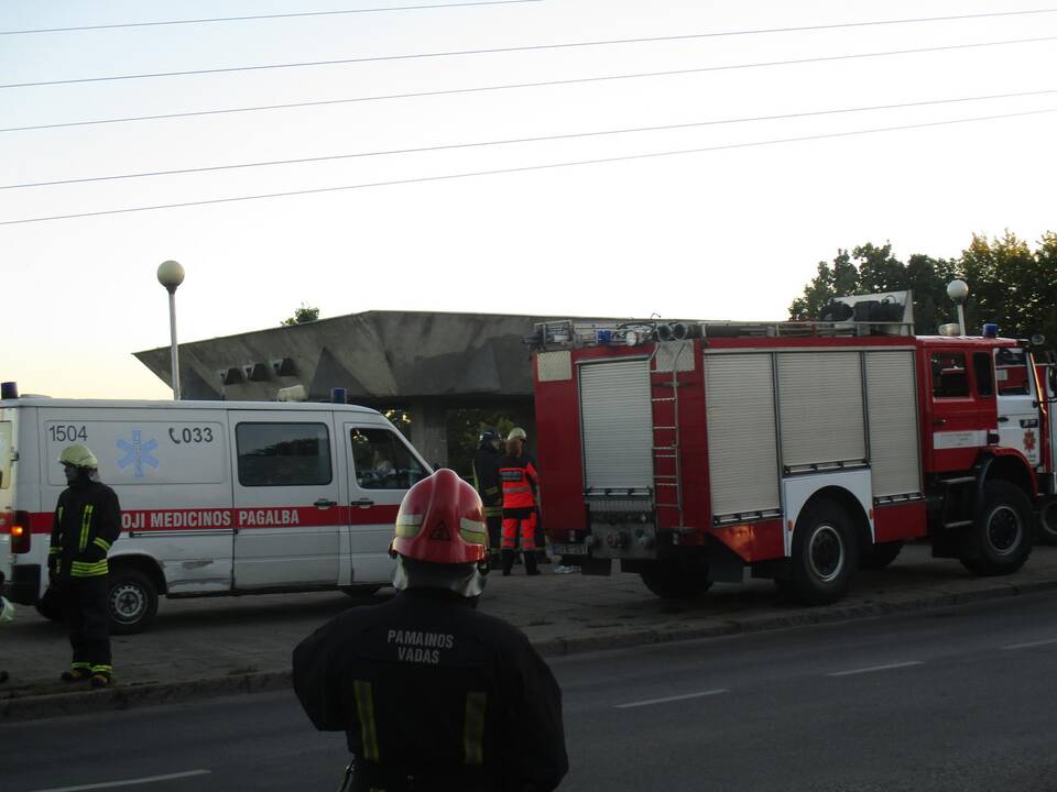 Sujudimas prie Trijų mergelių tilto