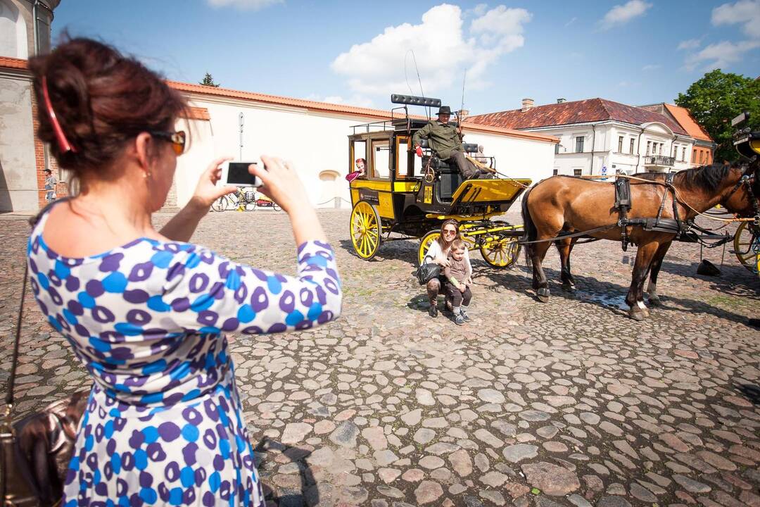 Į Kauną užsuko pašto karietos