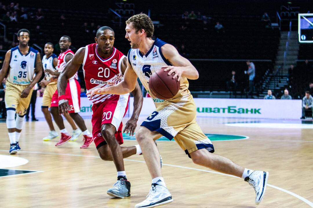 Budivelnyk - Crvena Zvezda 