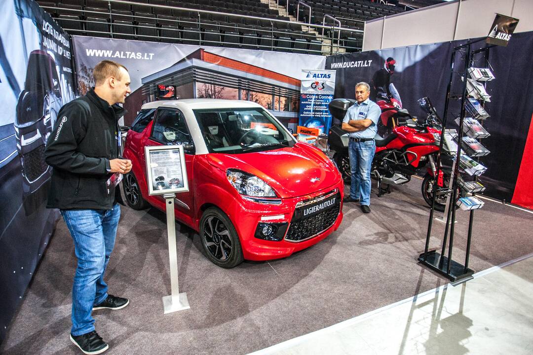 Prasidėjo paroda "Kauno automobilių dienos"