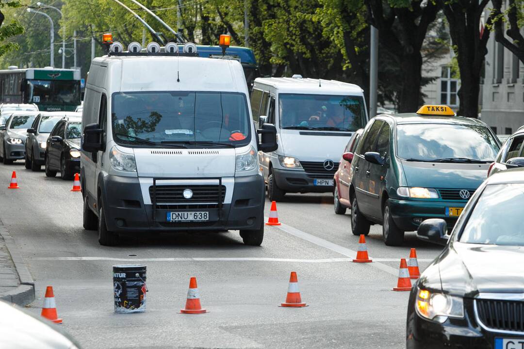 Kelio ženklinimas per piką