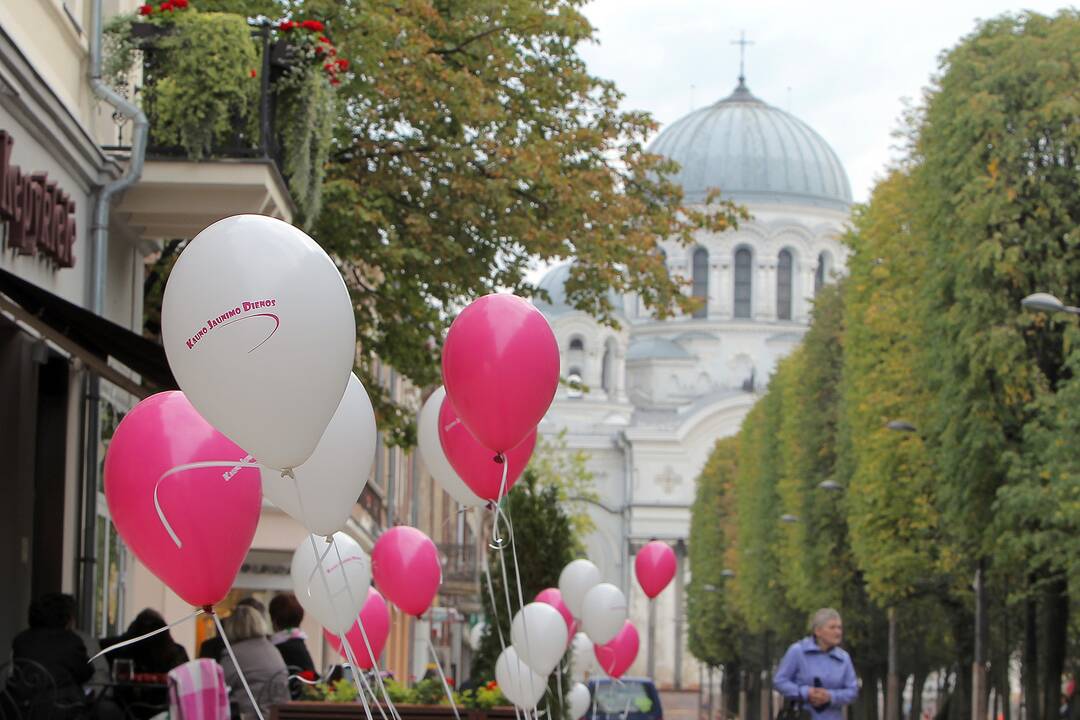 Kauno jaunimo dienų balionai Laisvės alėjoje