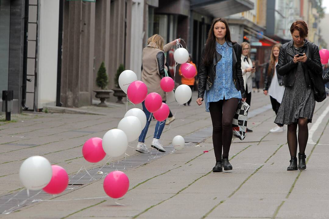 Kauno jaunimo dienų balionai Laisvės alėjoje