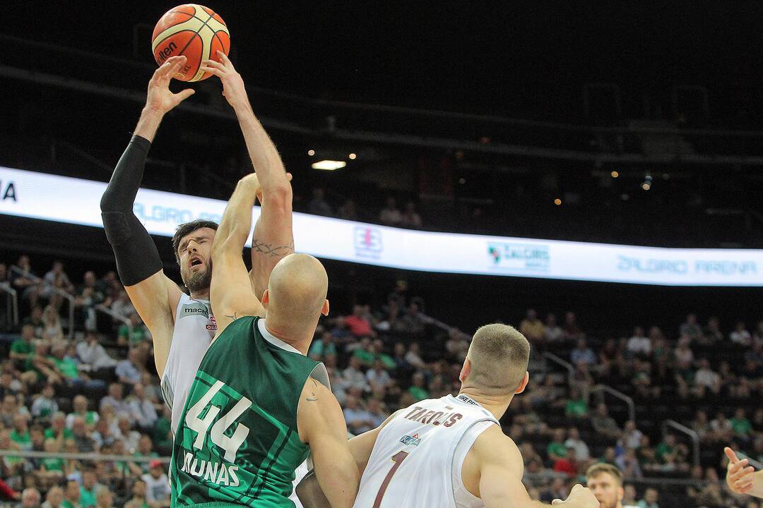 LKL pusfinalis: „Žalgiris“ – „Lietkabelis“ 93:69