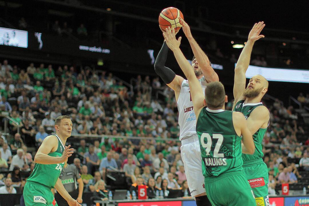 LKL pusfinalis: „Žalgiris“ – „Lietkabelis“ 93:69