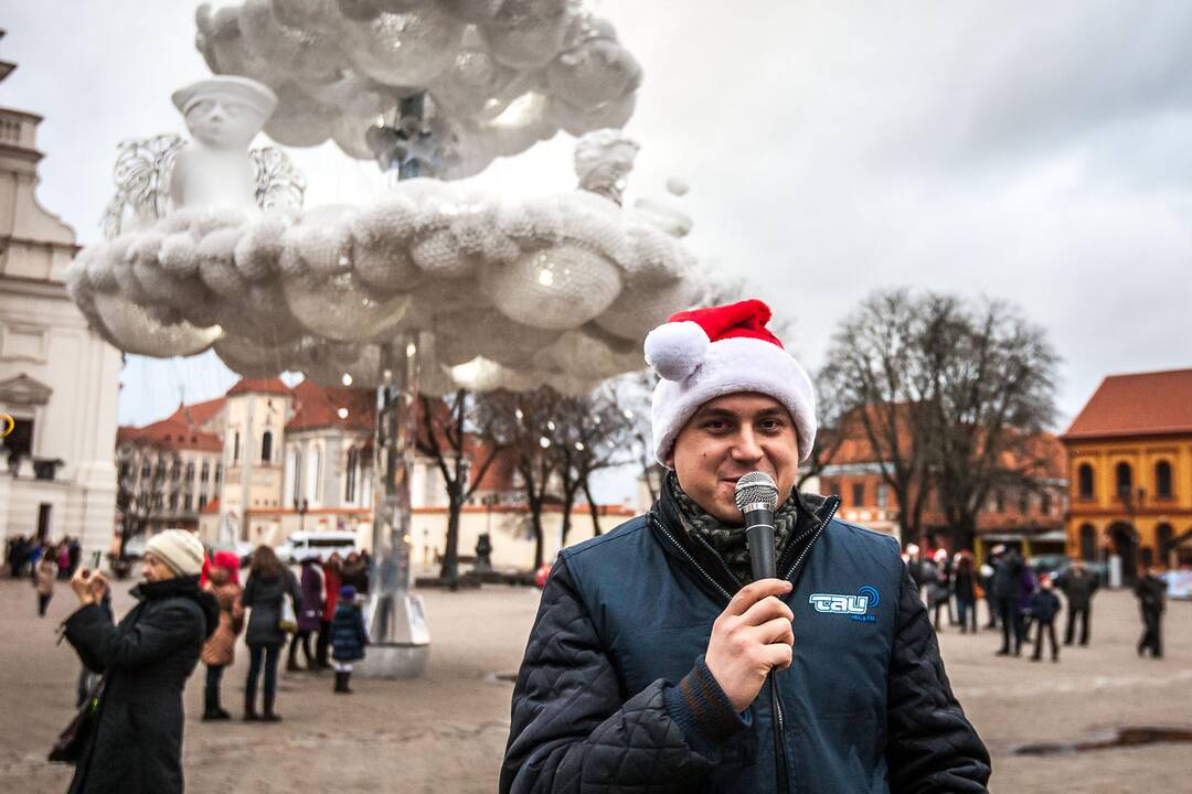 Labdaros akcija "Lašelis džiaugsmo"