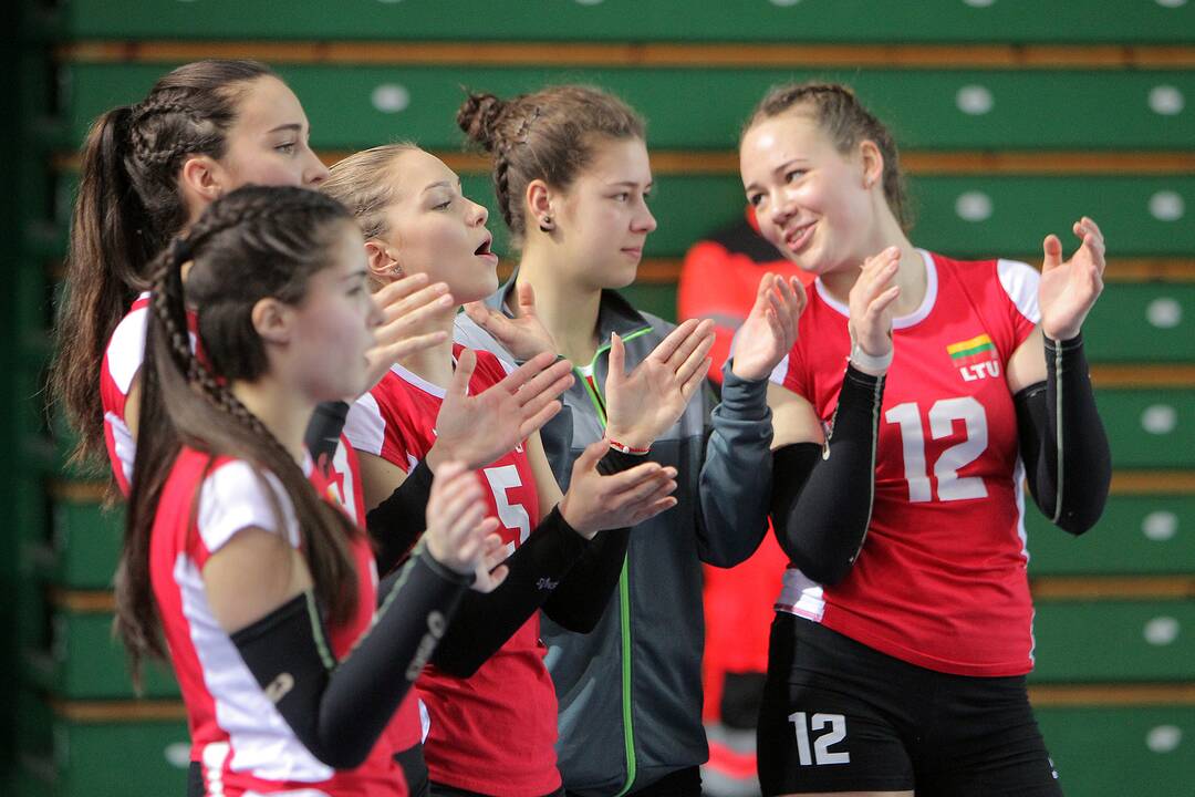Europos jaunių čempionato atranka: Lietuva – Lenkija 0:3