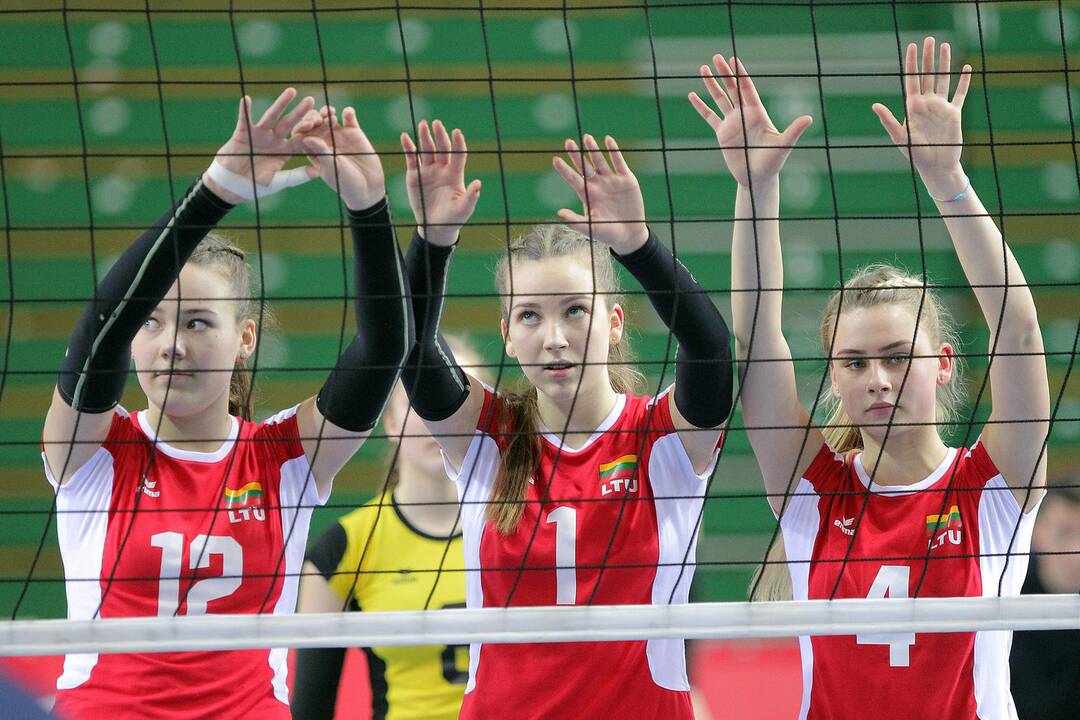 Europos jaunių čempionato atranka: Lietuva – Lenkija 0:3