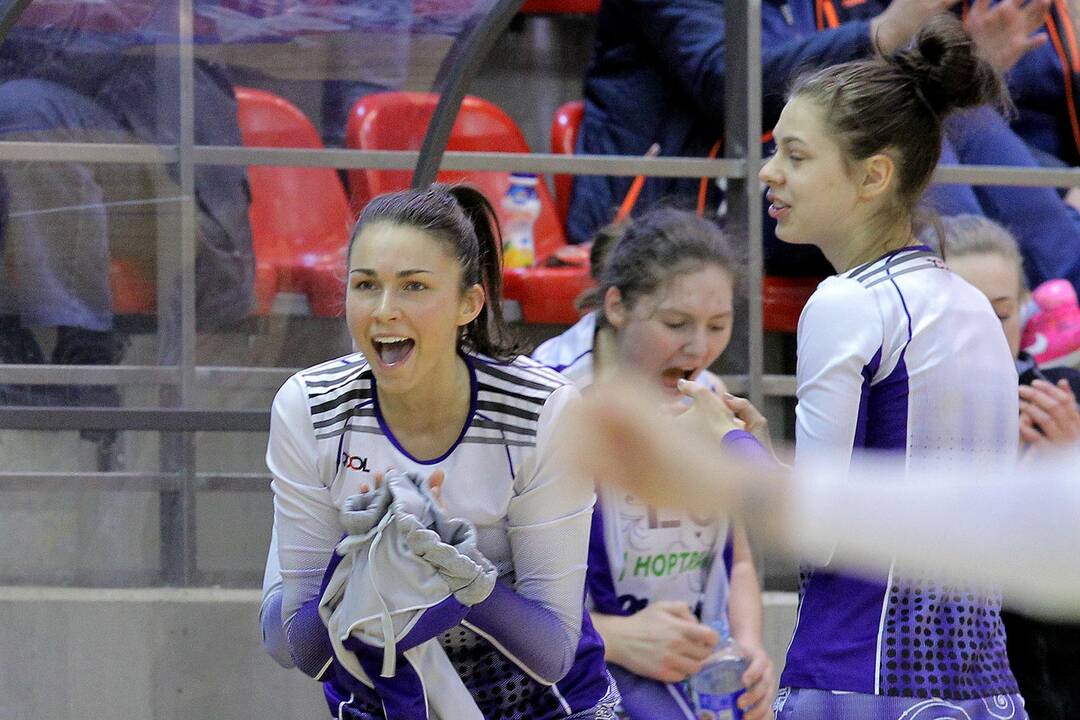 Lietuvos moterų krepšinio lygos pusfinalis: „Hoptrans-Sirenos“ – „Utena“ 51:42